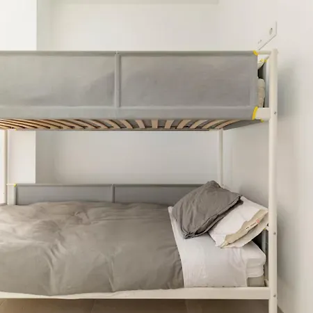 Vivienda Junto A Ruzafa - 12 Pax Y Mas Daire