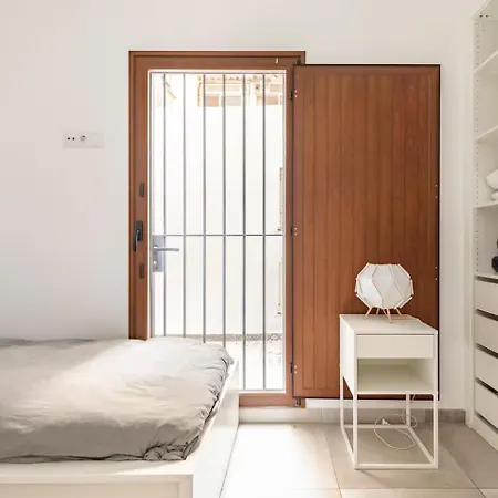 Vivienda Junto A Ruzafa / 6 Pax