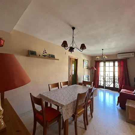 2 Valencia Apartment *