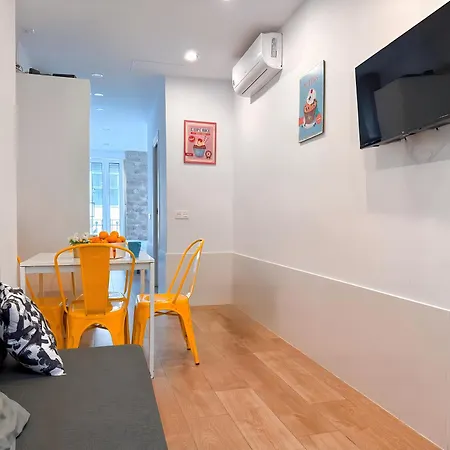 Loft Independiente Con Piscina Compartida En Centro De Valencia
