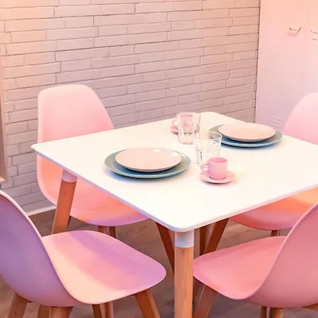 Loft Independiente Con Piscina Compartida En Centro De Lägenhet