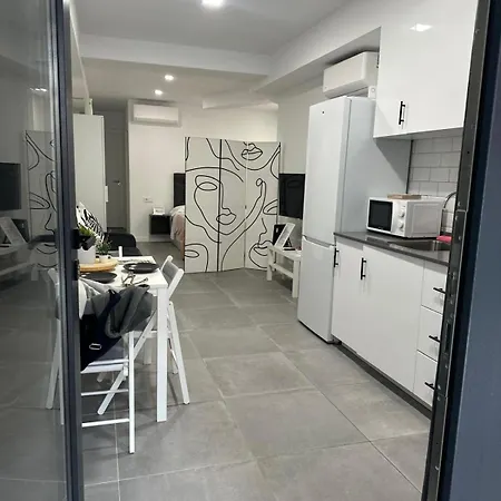 Alojamiento,hospedaje Centrico En Apartman