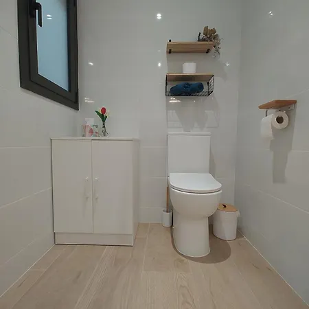 New Flat With Ac And Wifi