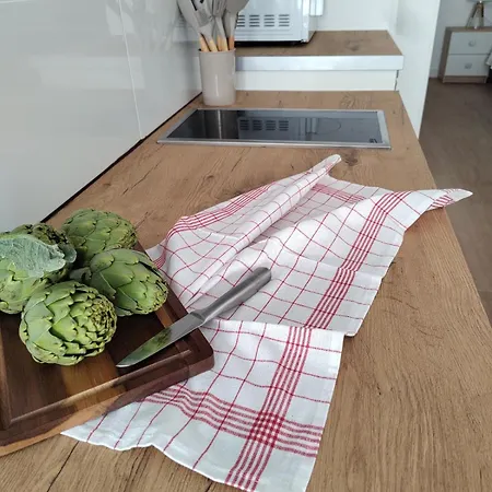 Apartmán New Flat With Ac And Wifi