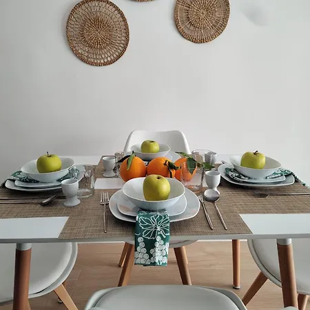 New Flat With Ac And Wifi Daire Valensiya