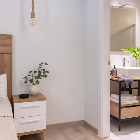 Apartment Vlc Host - Reino 92 *