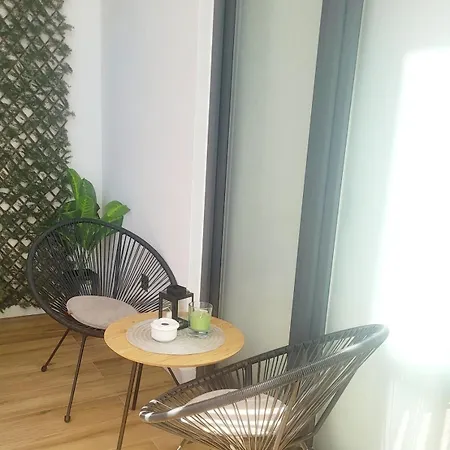 Charming Urban In Apartment