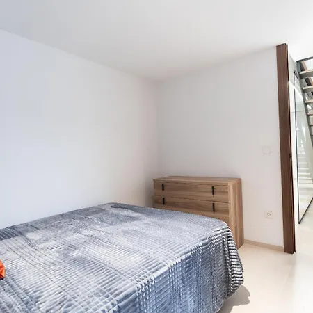 Aqua Ciudad De Artes I *