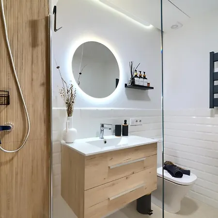 Apartament Urban Nest - Tu Refugio En La Ciudad *