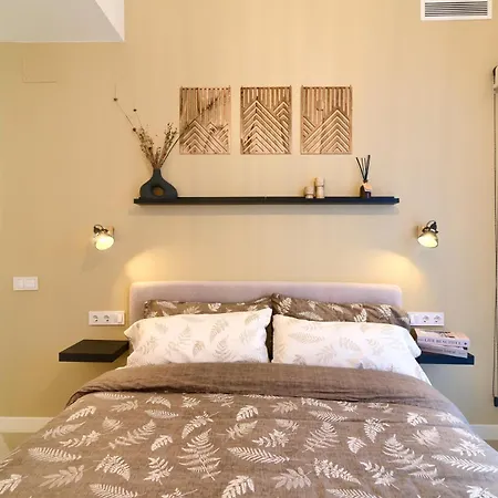 Apartament Urban Nest - Tu Refugio En La Ciudad Walencja