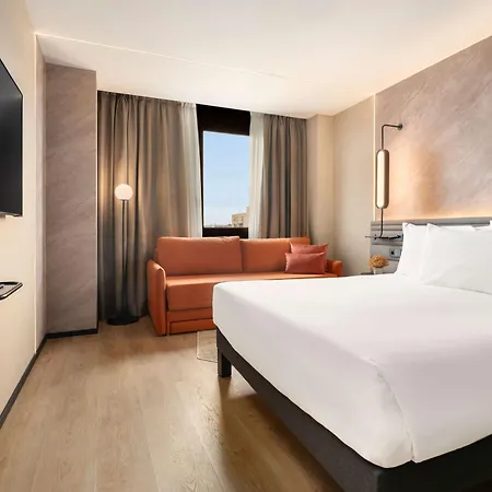 호텔 엑스포 4*
