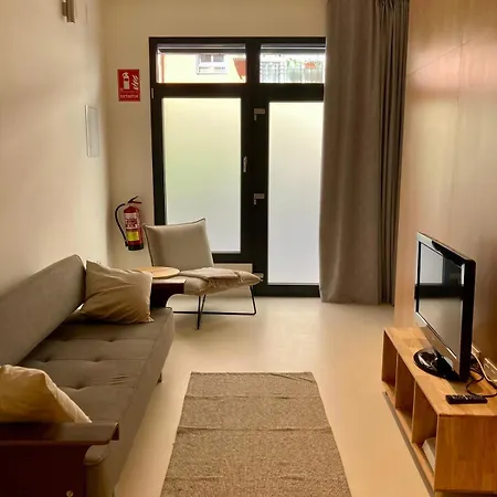 El Apartment *