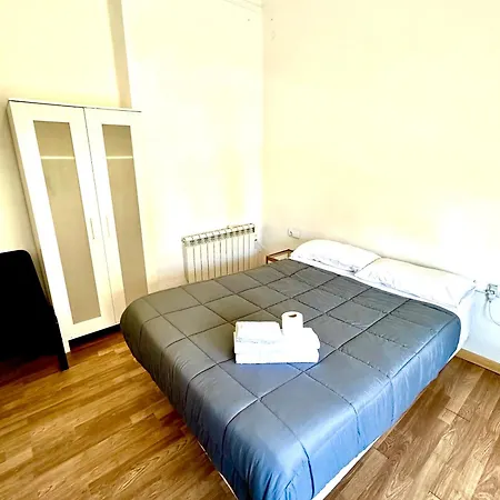 Center Δωμάτια σε οικογενειακή κατοικία *