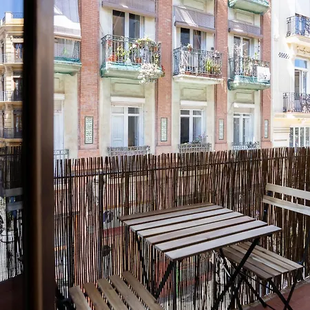 4 Pax Vistas Torres De Serrano * Valence