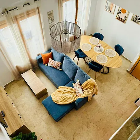 Apartment Abat 3 Cool & Wide Duplex Next To The Cathedral *