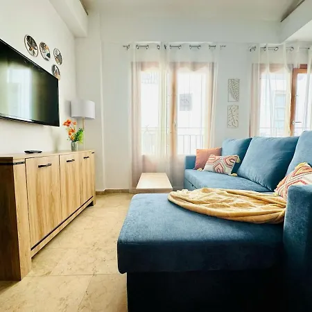 Abat 3 Cool & Wide Duplex Next To The Cathedral Apartment *