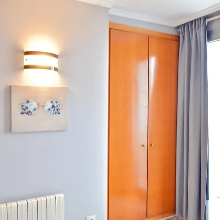 Luxury 6 People Gym Pool Great Location Valencia