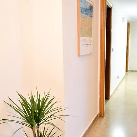 Apartment Luxury 6 People Gym Pool Great Location