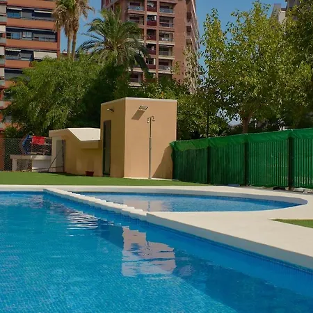 Luxury 6 People Gym Pool Great Location