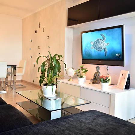 Apartment Luxury 6 People Gym Pool Great Location Valencia
