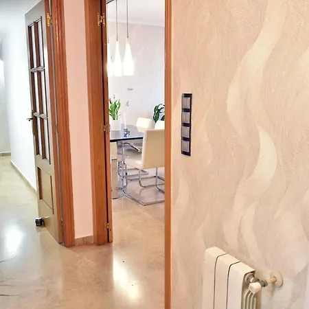 Apartment Luxury 6 People Gym Pool Great Location *