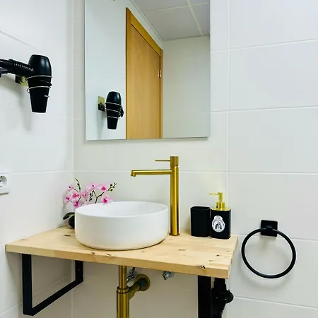 Abat 2 Cool & Wide Flat Next To The Cathedral فالنسيا