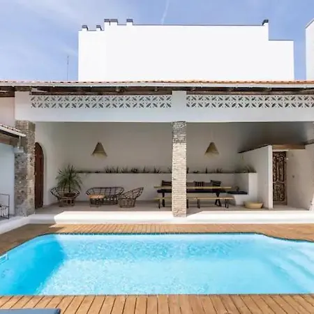 House With Pool In 14 Max-hspdes Villa Valencia