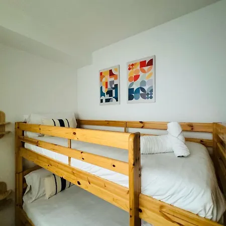 Abat 1 Cool & Wide Flat Next To The Cathedral Apartment