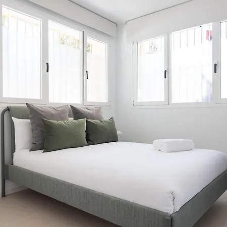 Florit Flats - The Nazaret Valencia