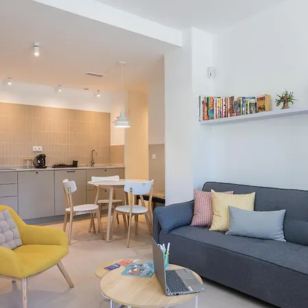 Florit Flats - The Nazaret * Valencia