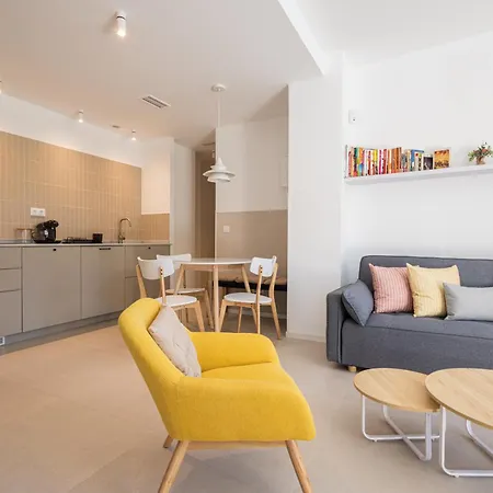 Florit Flats - The Nazaret Lejlighed