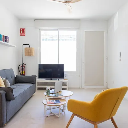Florit Flats - The Nazaret Apartment Valencia