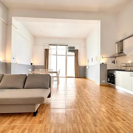 Benimaclet Industrial Apartment