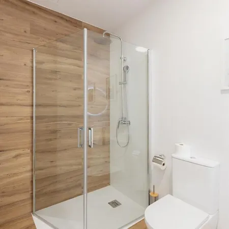Apartment Stylish With Easy Access To Valencias *