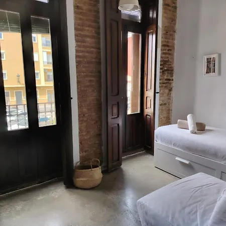 Apartment Cozy Loft Style In El Cabanyal Valencia