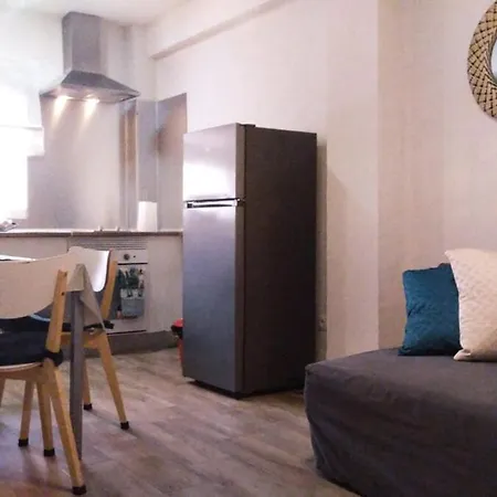 Coqueto Apartmento En *
