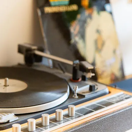 Apartament The 153 *