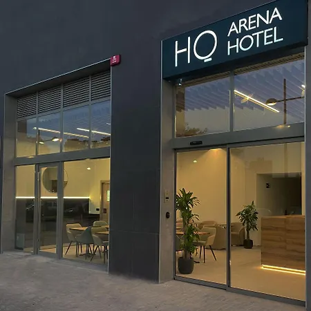 Hq Arena מלון 3*