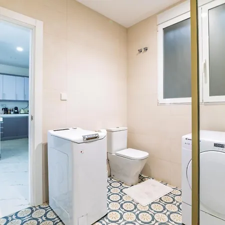 Holiday home Casa Familiar 9 Pax, Smart Tv, Centro, Playa, Cafe, Ac