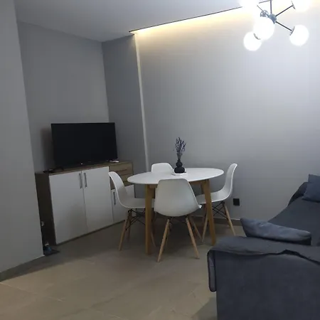 Apartment City Suites *