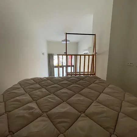 Mandarina - Unique In