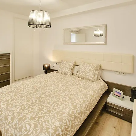 Carmen Flat 2 Apartment *