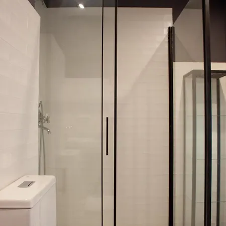 Luxury New 10 Min Walk To The Beach, Late Checkout *