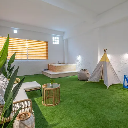 Flats Poeta Serrano Apartment *