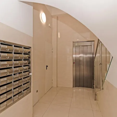 Guestready - Your Sunny Basecamp