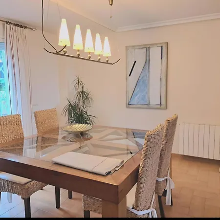 Casa En Valencia, Cerca De Golf, Playas, Moto Gp Hébergement de vacances *