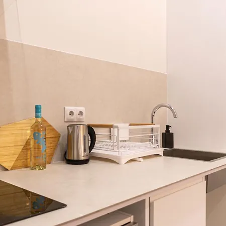 Osito Hub - L'explorador Andres Apartmán