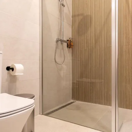 Osito Hub - L'explorador Andres Valencie