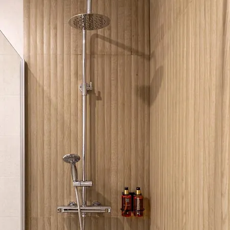 Osito Hub - L'explorador Andres Apartament