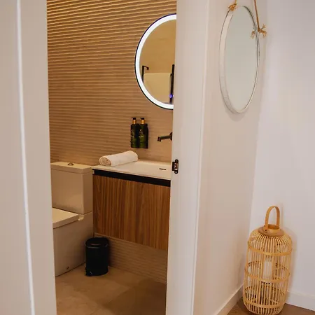 Demetrio By Alma Apartment